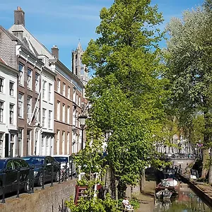  Apartment Large Historical & Canal Terrace